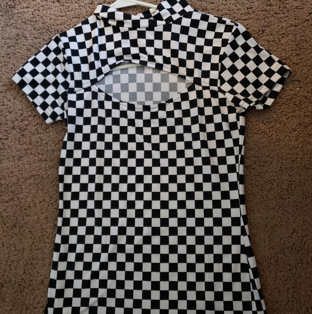 Checkered cut out top
